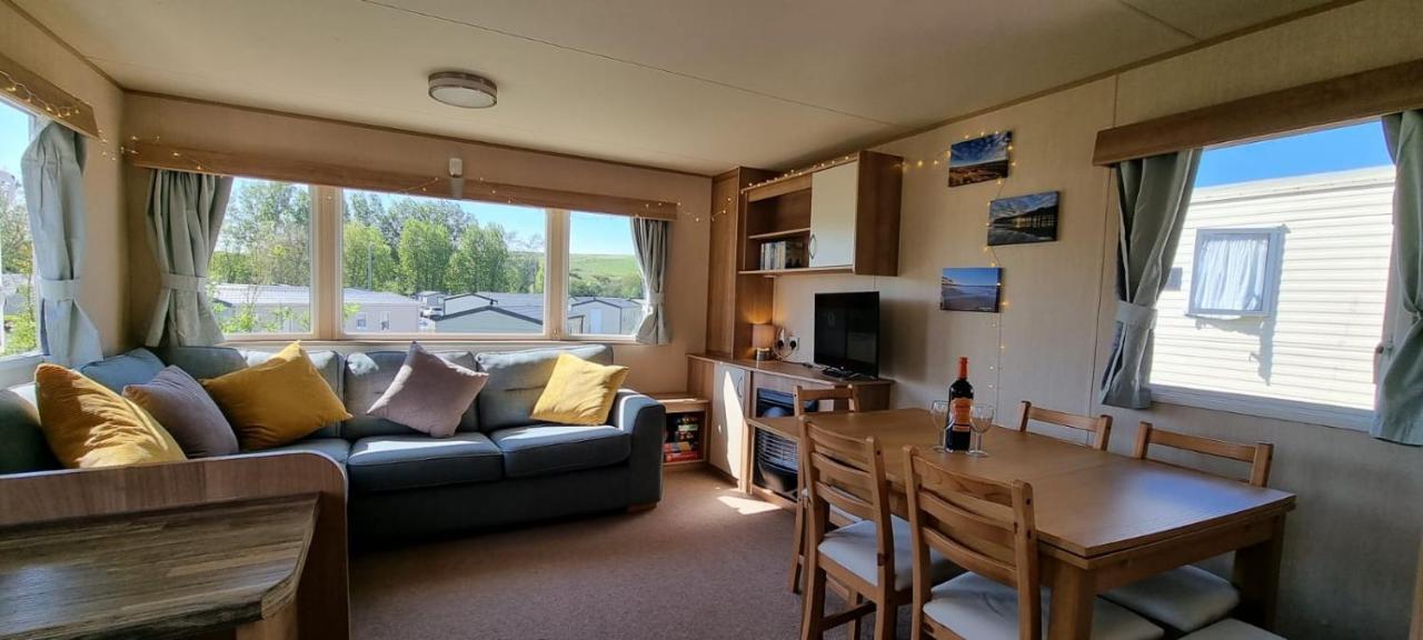 Holiday Caravan, Sleeps 6 - Hastings Holidays Hollington (East Sussex) Exterior photo